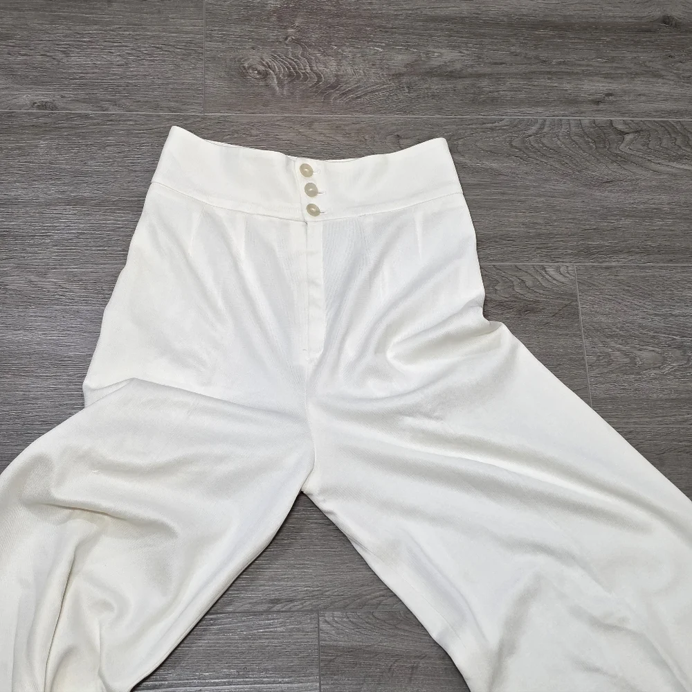Vintage 70's Bell Bottom Pants High Waisted 26 Inch Waist 31 Inseam 14 Inch Bell - Picture 4 of 8
